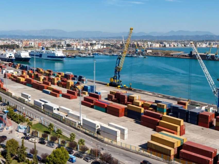Aksidenti me pasojë vdekje në portin e Durrësit, policia arreston tre persona