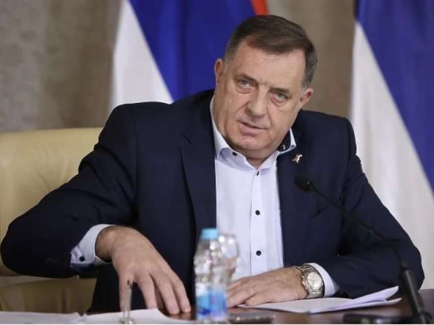  Dodik: Shtyhet miratimi i ligjit për ushtrinë dhe tatimin në Republikën Sërpska