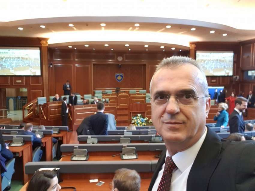 Deputeti i VV-së tregon marrëveshjet që nuk u votuan: PDK, LDK, AAK, bashkë me Listën serbe...