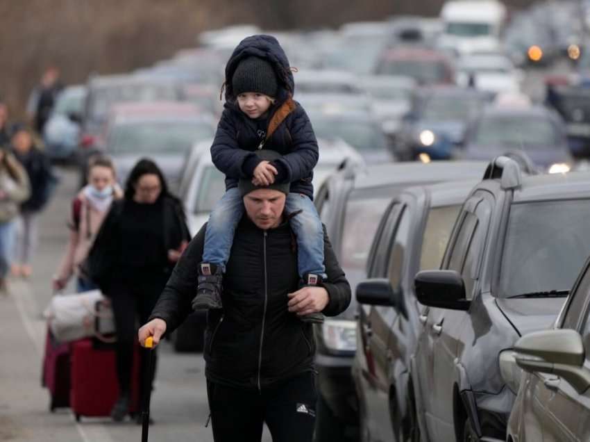 OKB: Mbi 5 milionë persona janë larguar nga Ukraina