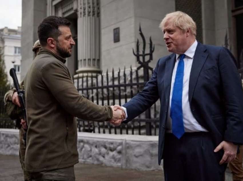 Johnson telefonatë me Zelenskyn, kryeministri britanik i bën premtimin e madh