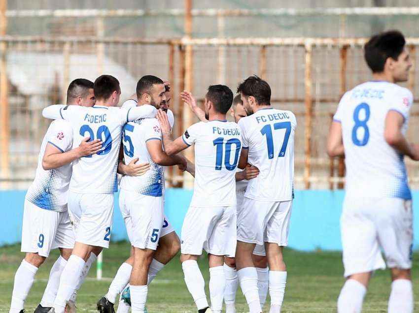 Skuadra shqiptare para ndeshjes si finale në Mal të Zi