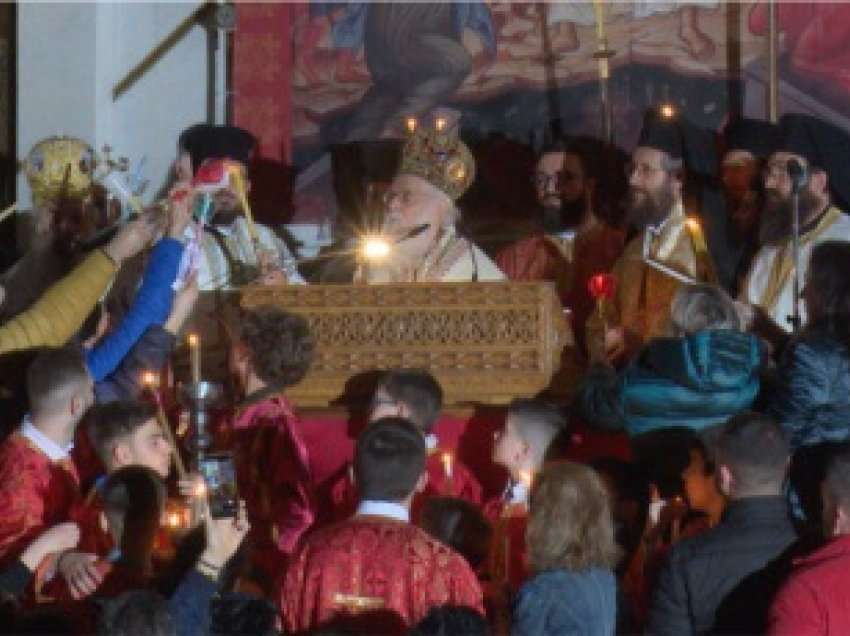 Festohet në Shqipëri Pashka ortodokse