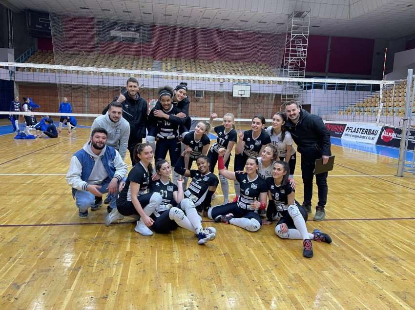 Fer Volley fiton me vështirësi kundër M. Technologie, për të kaluar në finalen e playoffit 2022
