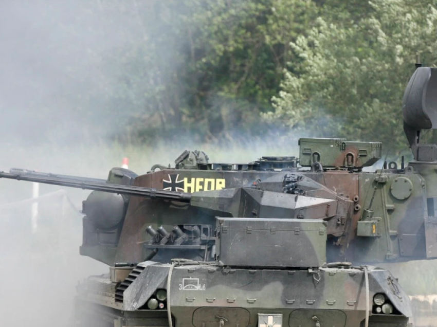 REL: Gjermania do të autorizojë dërgesat e tankeve në Ukrainë