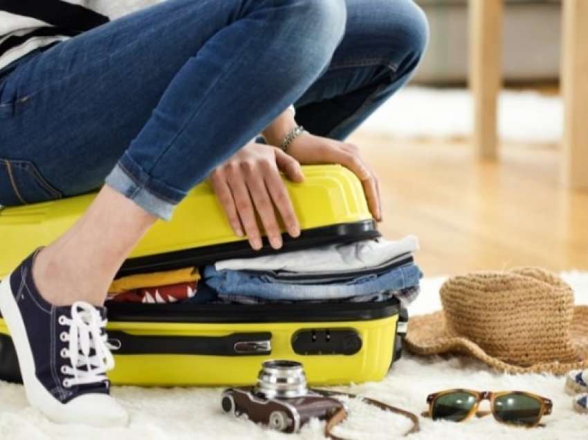 Stjuardesat tregojnë pesë gjëra që duhet marrë parasysh kur të filloni përgatitjen e valixhes