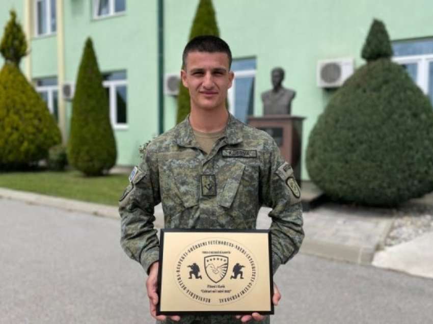 ​Haxhi Krasniqi shpallet ushtari më i mirë i vitit