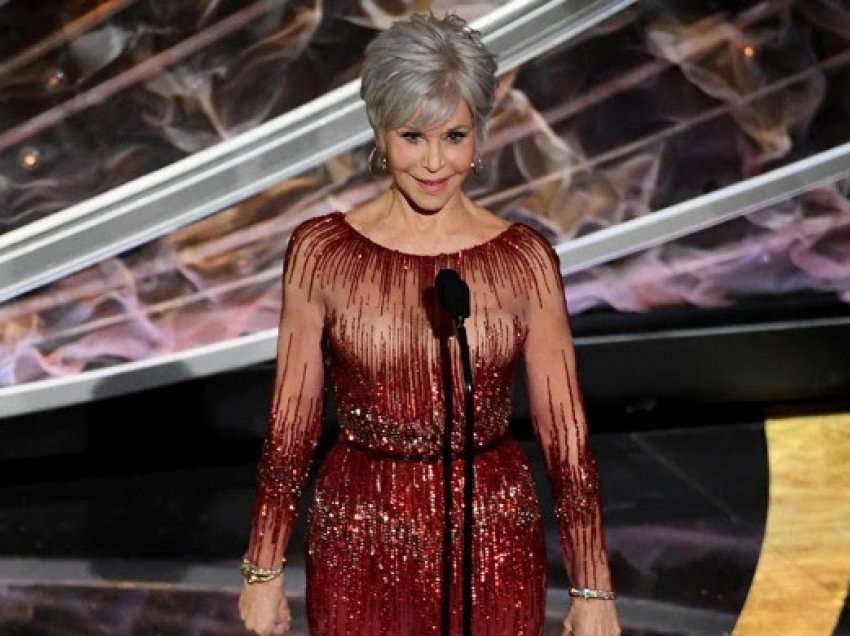 ​Jane Fonda shmang depresionin përmes stërvitjes