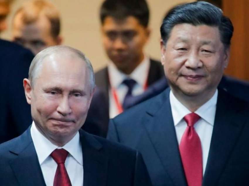 Aleati i Putinit vë “dorën në zjarr” për një bashkim forcash me Pekinin, nëse Xi Jiping pushton Tajvanin