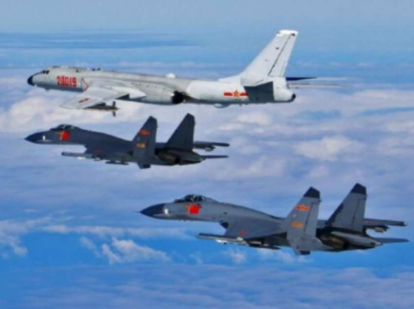 Më shumë se 100 aeroplanë luftarakë fluturojnë rreth Tajvanit