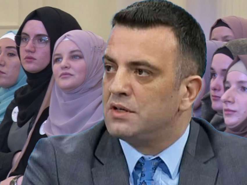 “Dikush që merr fonde për t’i mbuluar femrat shqiptare”, Pozhari përfshihet në debatin për mbulesën islame
