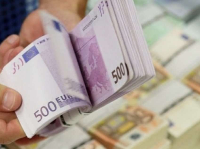 Shteriava: Bankat janë të kujdesshme për rritjen e kamatës