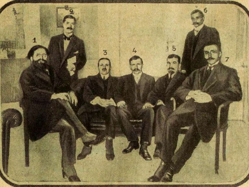 1913 / Kur gazeta franceze botonte një fotografi të rrallë të anëtarëve kryesorë të kongresit shqiptar të Triestes