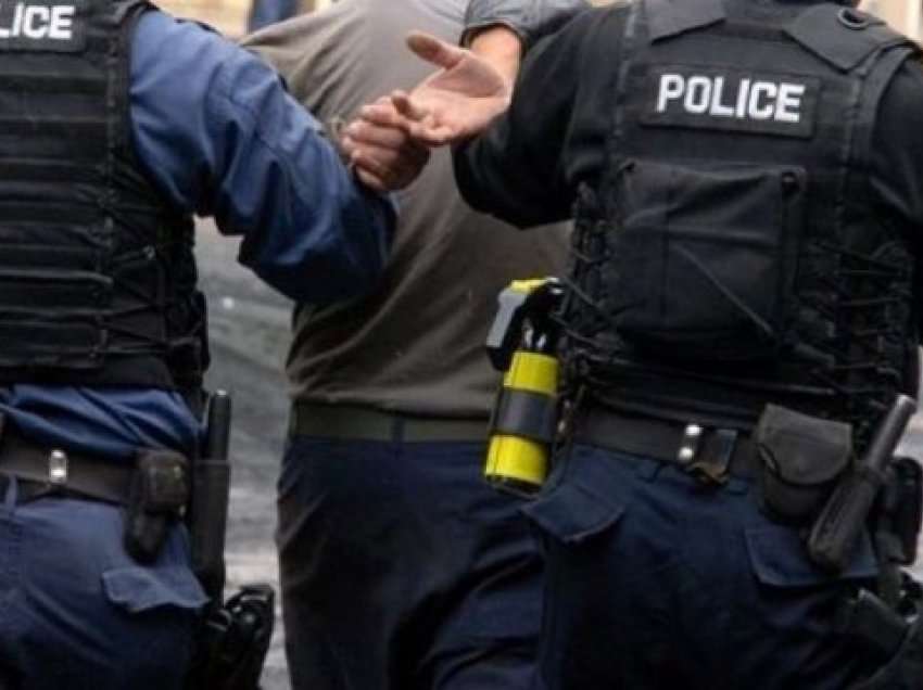 Tentuan ilegalisht të kalojnë nga Kosova në Serbi, arrestohen dy shtetas serbë