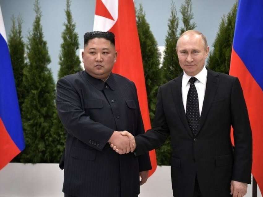 Rusia zotohet të zgjerojë marrëdhëniet me Korenë e Veriut