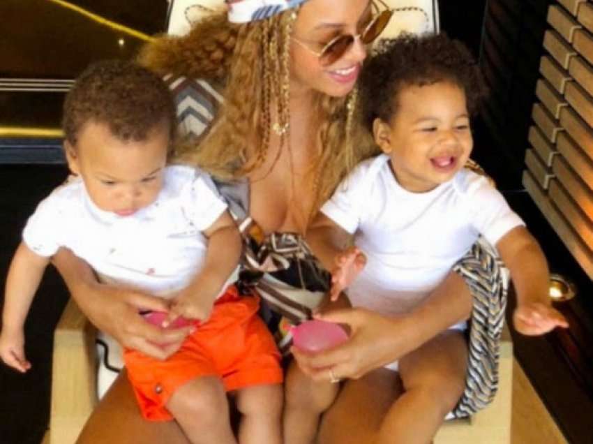 ​Pse Beyonce nuk i tregon kurrë binjakët e saj Rumi e Sira?