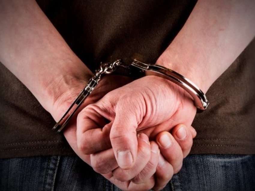 Arrestohet një 45-vjeçar në Shkup, kërkohej me fletarrest