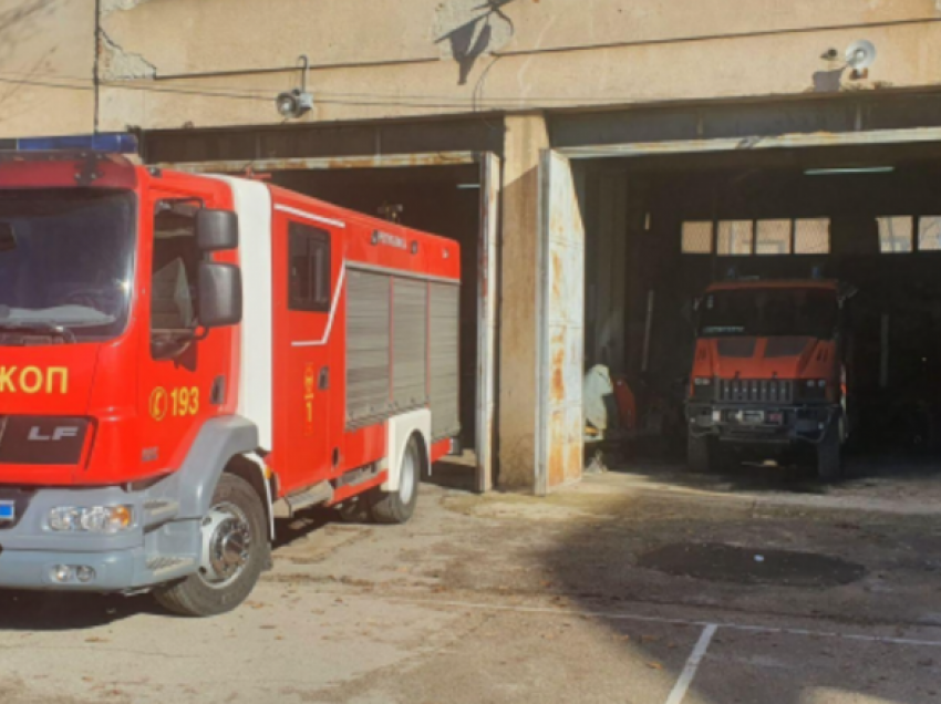 Zjarrfikësit e Kumanovës kanë shuar zjarr në hapësirat e ish-hotelit “Kristal”