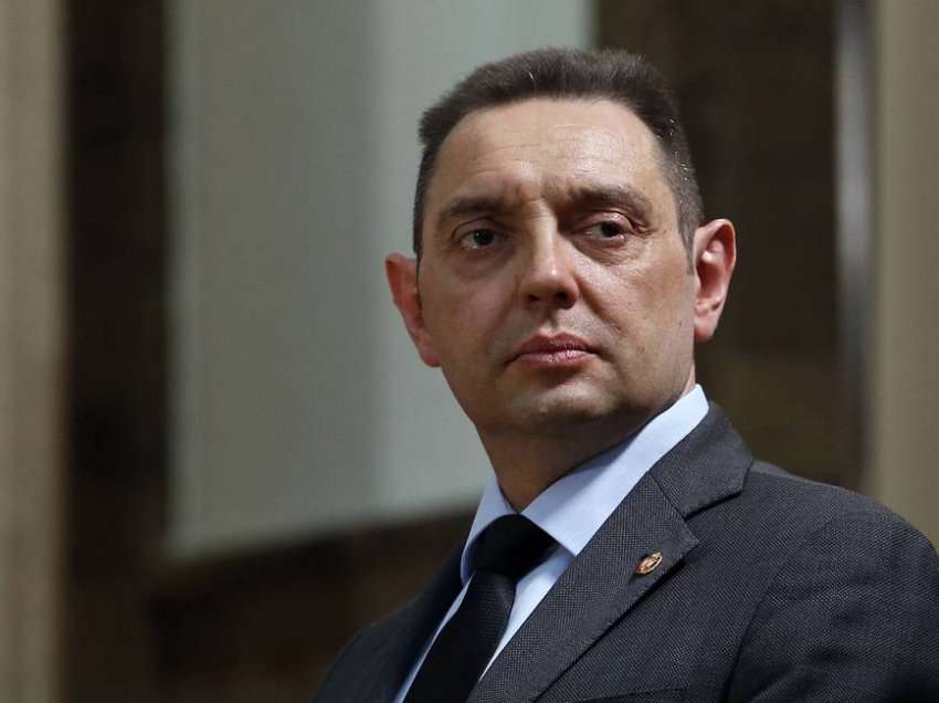 Akuzoi Rusinë se po keqpërdorë Serbinë, Vulin nga Moska e quan tradhtare ministren serbe