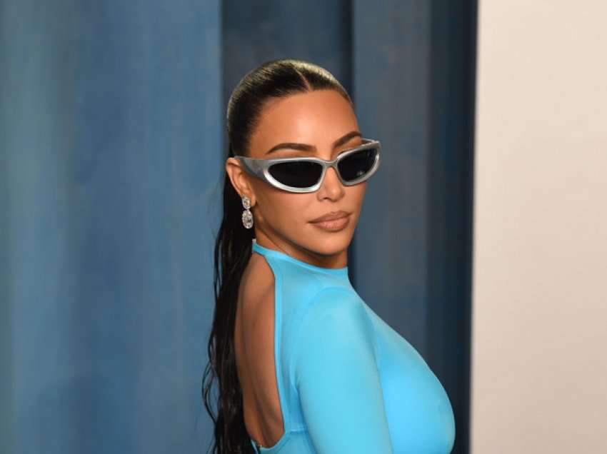 Frikësohet për jetën e saj, Kim Kardashian merr urdhër mbrojtje ndaj fansit të saj