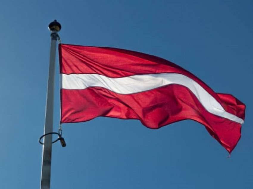 ​Letonia ndalon programin e televizionit rus