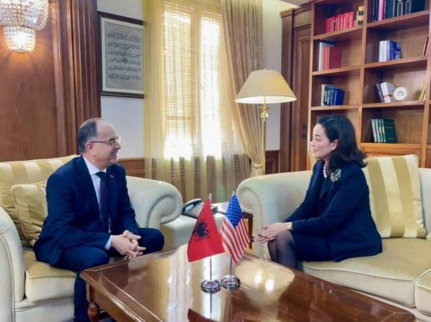 ​Kim: SHBA mbështet fort përpjekjet e Shqipërisë për t’u integruar në BE