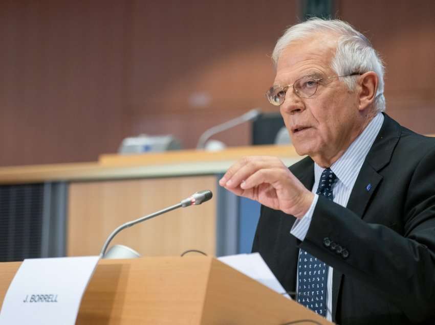 ​Borrell: Duke ndihmuar Ukrainën, BE-ja shteroi furnizimet e saj ushtarake