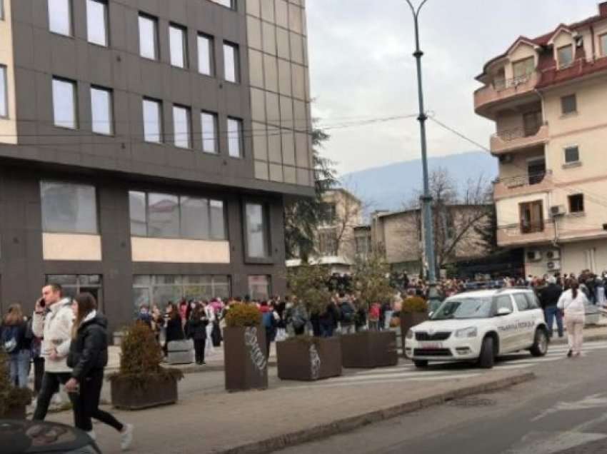 Përsëri kërcënime për bombë në shkollat e Shkupit