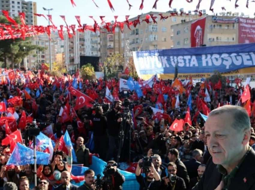Turqi, presidenti Erdogan reagon ndaj dënimit të kryebashkiakut të Stambollit 