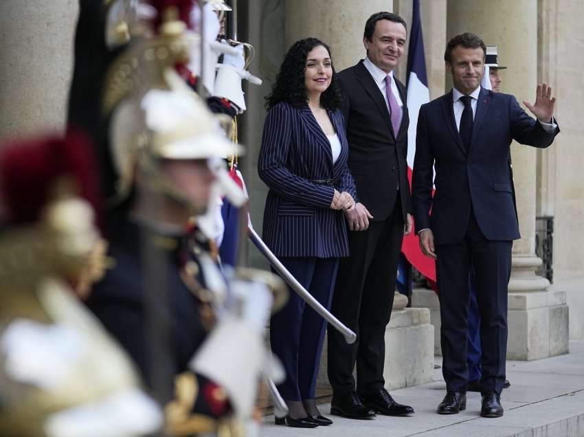 Parisi i ofron mbështetje Kosovës për BE, i kërkon vazhdimin e reformave