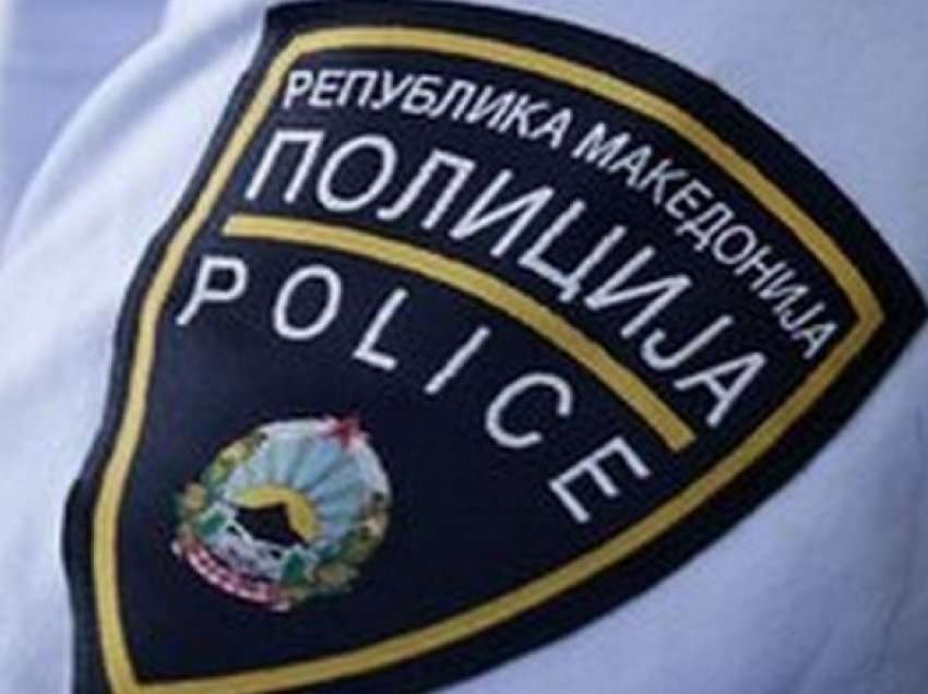 Një i burgosur ka sulmuar një polic në burgun e Idrizovës
