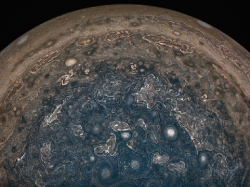 Zyrtari i NASA-s shpreson të gjejë jetë në Jupiter