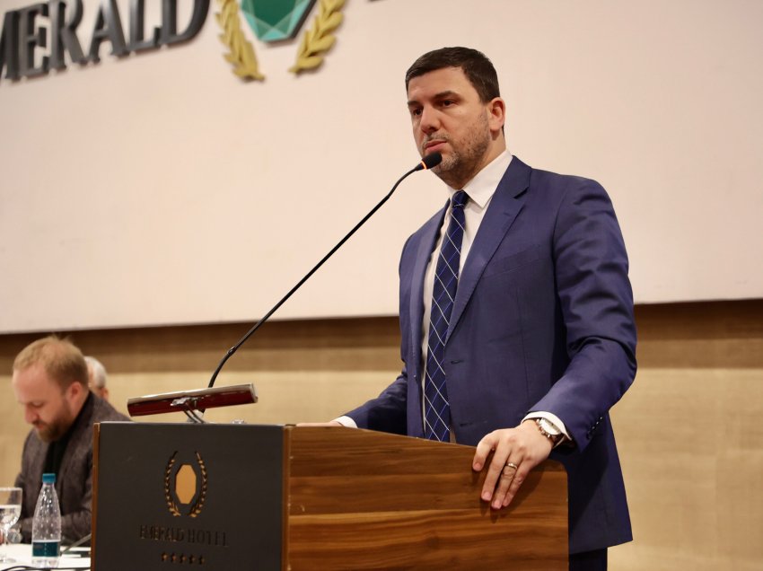 Kryetari Krasniqi në mbledhjen e Këshillit Drejtues: Ishte vit i krizave dhe keqqeverisjes, PDK po rritet dhe fuqizohet