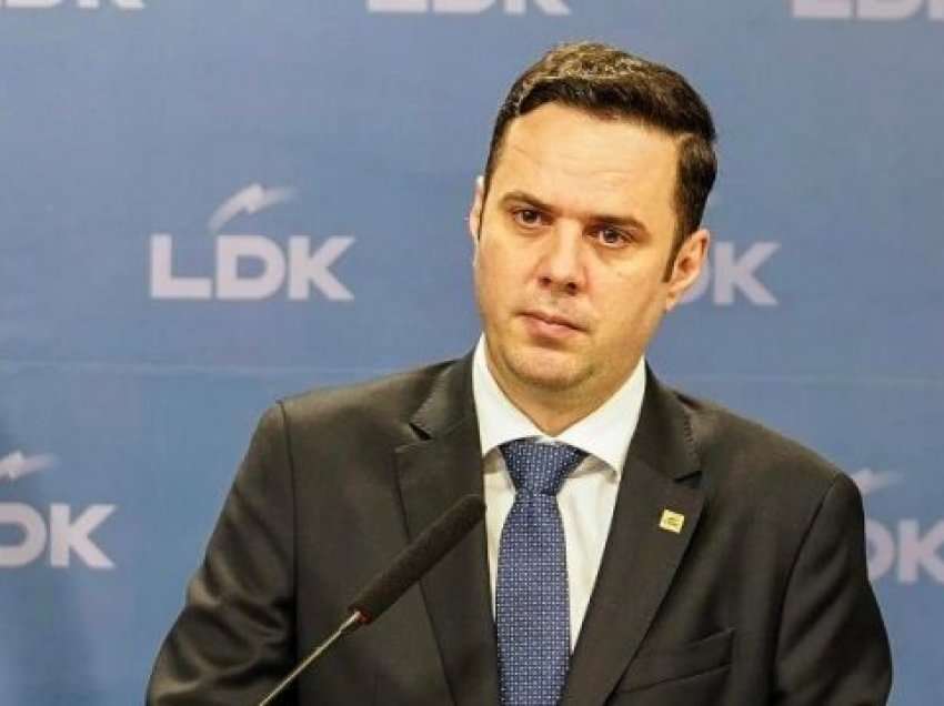 Abdixhiku akuzon grupin e Tiranës brenda VV-së: Ka qëndrime kundër interesave strategjike të Kosovës