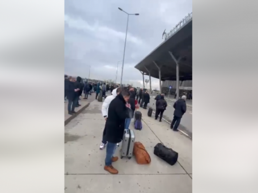 Kërcënimi me bombë, dalin pamje nga aeroporti