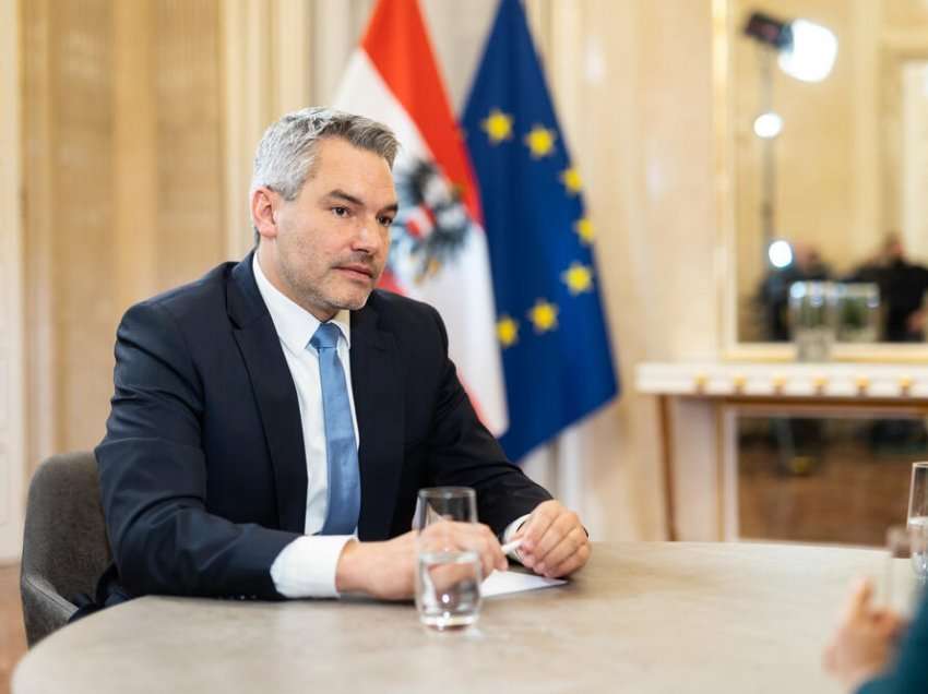 Kancelari i ri austriak flet për dialogun Kosovë-Serbi, tregon si duhet zgjidhur