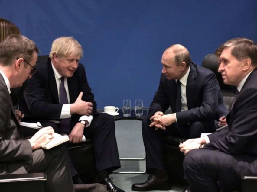 VOA: Johnson-Putin bisedë telefonike mes përpjekjeve për zgjidhjen e krizës mbi Ukrainën