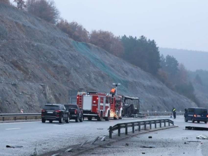 Hetuesi bullgar: “Tragjedia në autostradën e Strumës është rezultat i gabimit njerëzor”