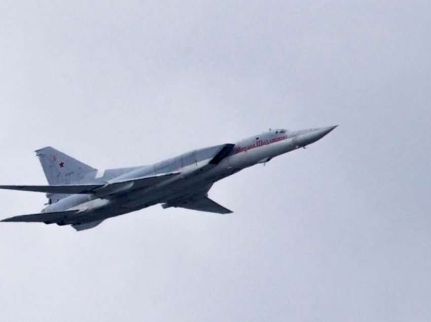 Bombarduesit rusë me aftësi bërthamore fluturojnë mbi Bjellorusi