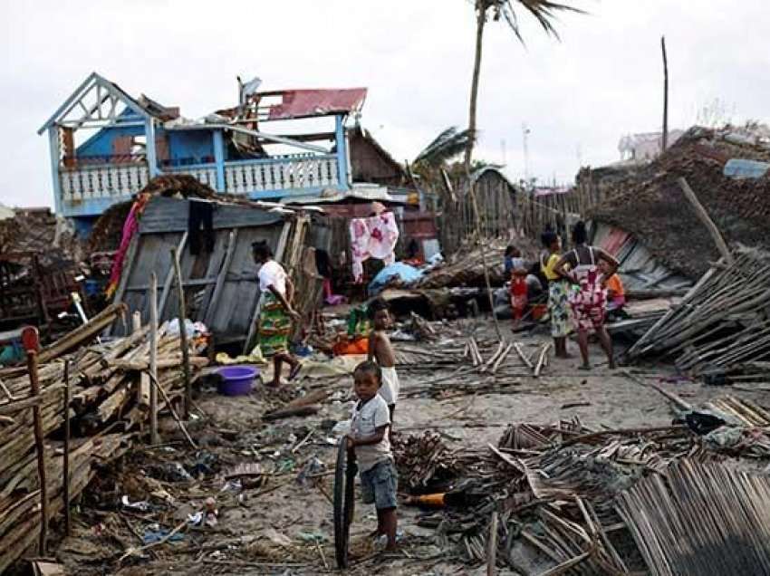 Cikloni i Madagaskarit vret 21 persona