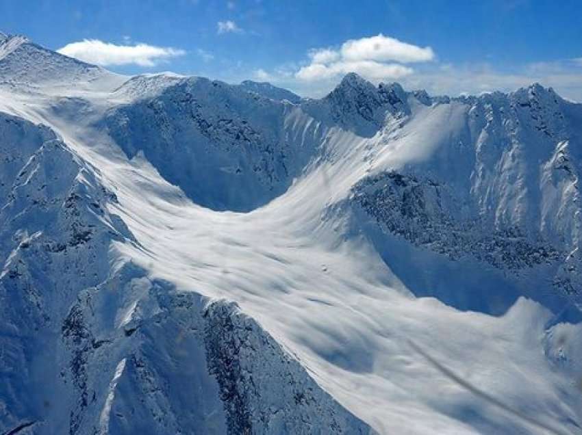 Afganistan: 20 persona humbën jetën nga orteku i borës