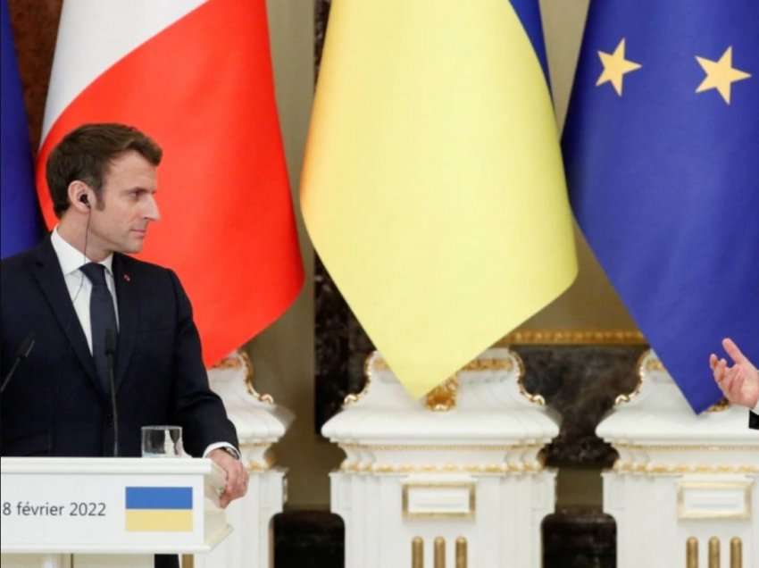 Ukraina skeptike rreth bisedimeve Macron-Putin
