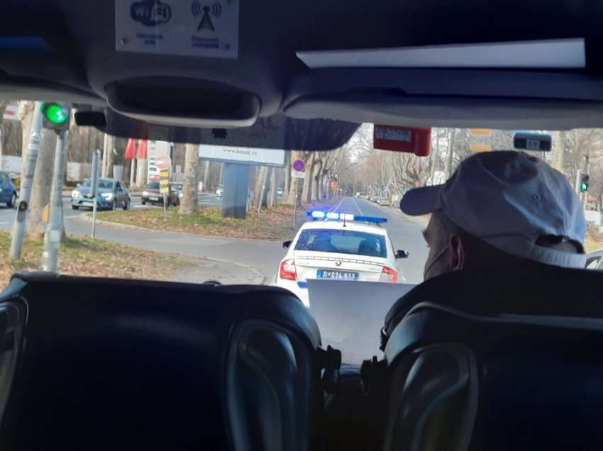 Policia serbe përcolli sportistët e Kosovës, ja pamjet në Beograd 