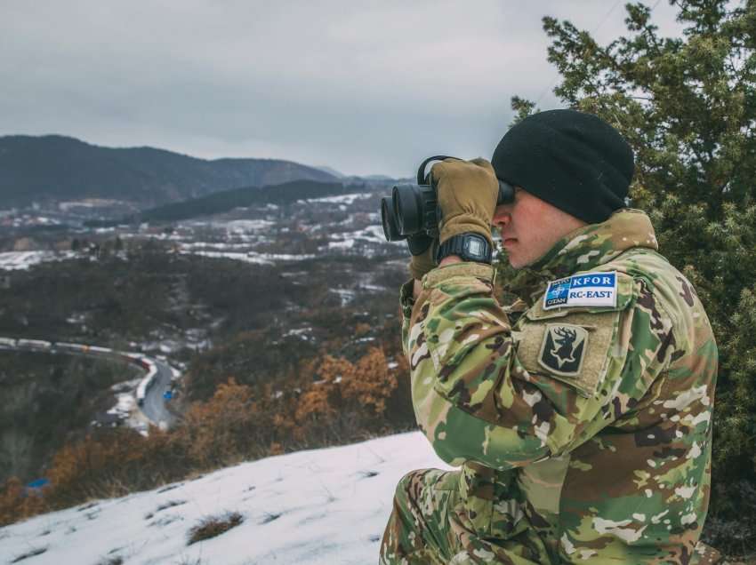 Ushtarët amerikanë mbikëqyrin kufirin Kosovë-Serbi