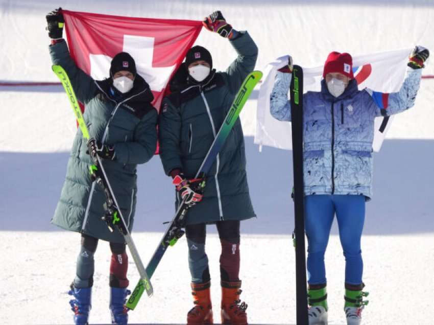 Zvicra me medalje të artë dhe agjendtë në “Ski kros”