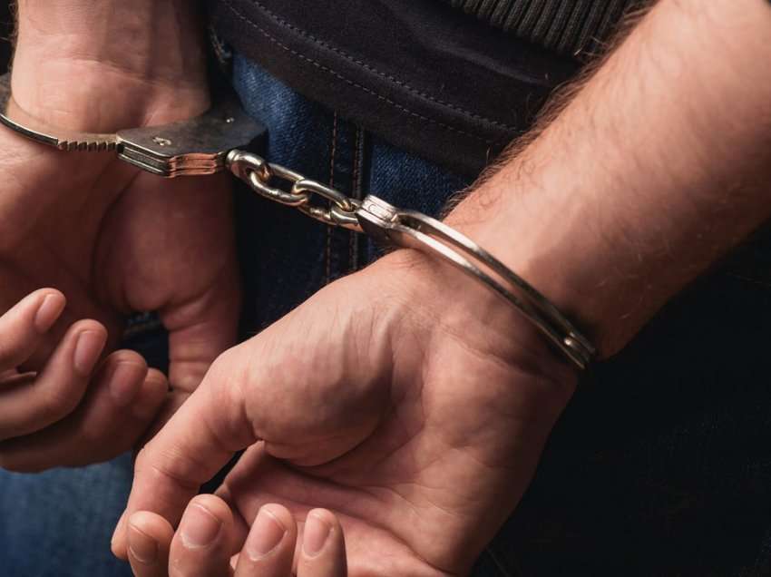 Shpërndante kanabis në afërsi të shkollave, arrestohet 31-vjeçari në Shkodër