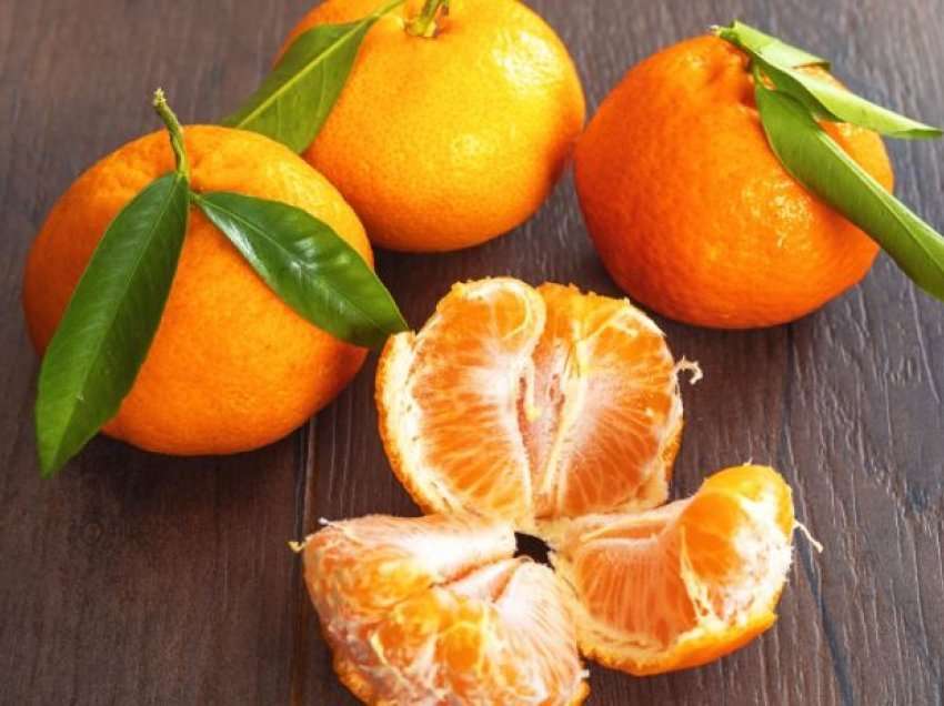 5 arsyet pse duhet të hani çdo ditë mandarina