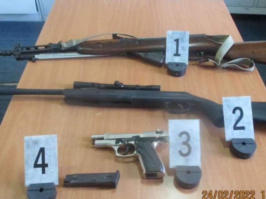 Policia e Kosovës konfiskon armë e municion në Viti