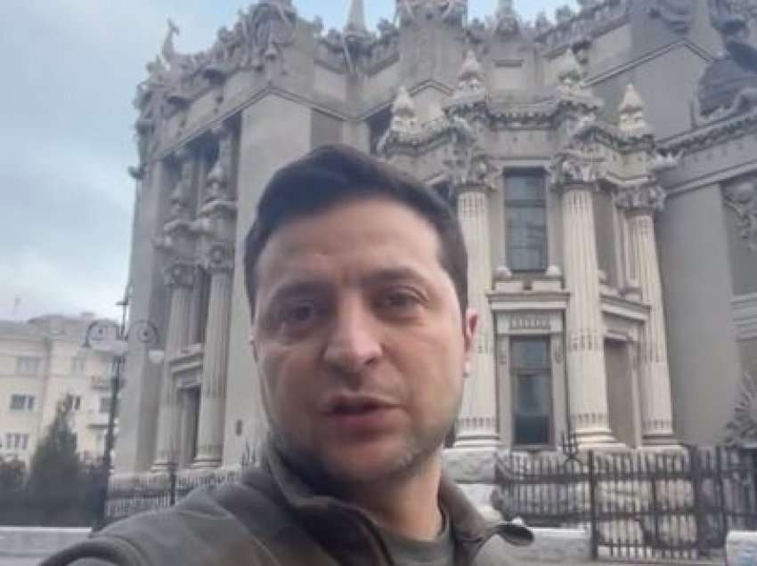 Zelensky poston video, flet për lajmet se ai ka bërë thirrje për dorëzim