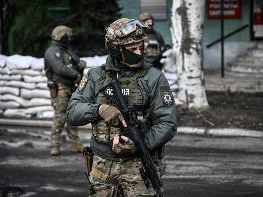 Ministria e Mbrojtjes e Mbretërisë së Bashkuar thotë që forcat ruse janë ngadalësuar përkohësisht 